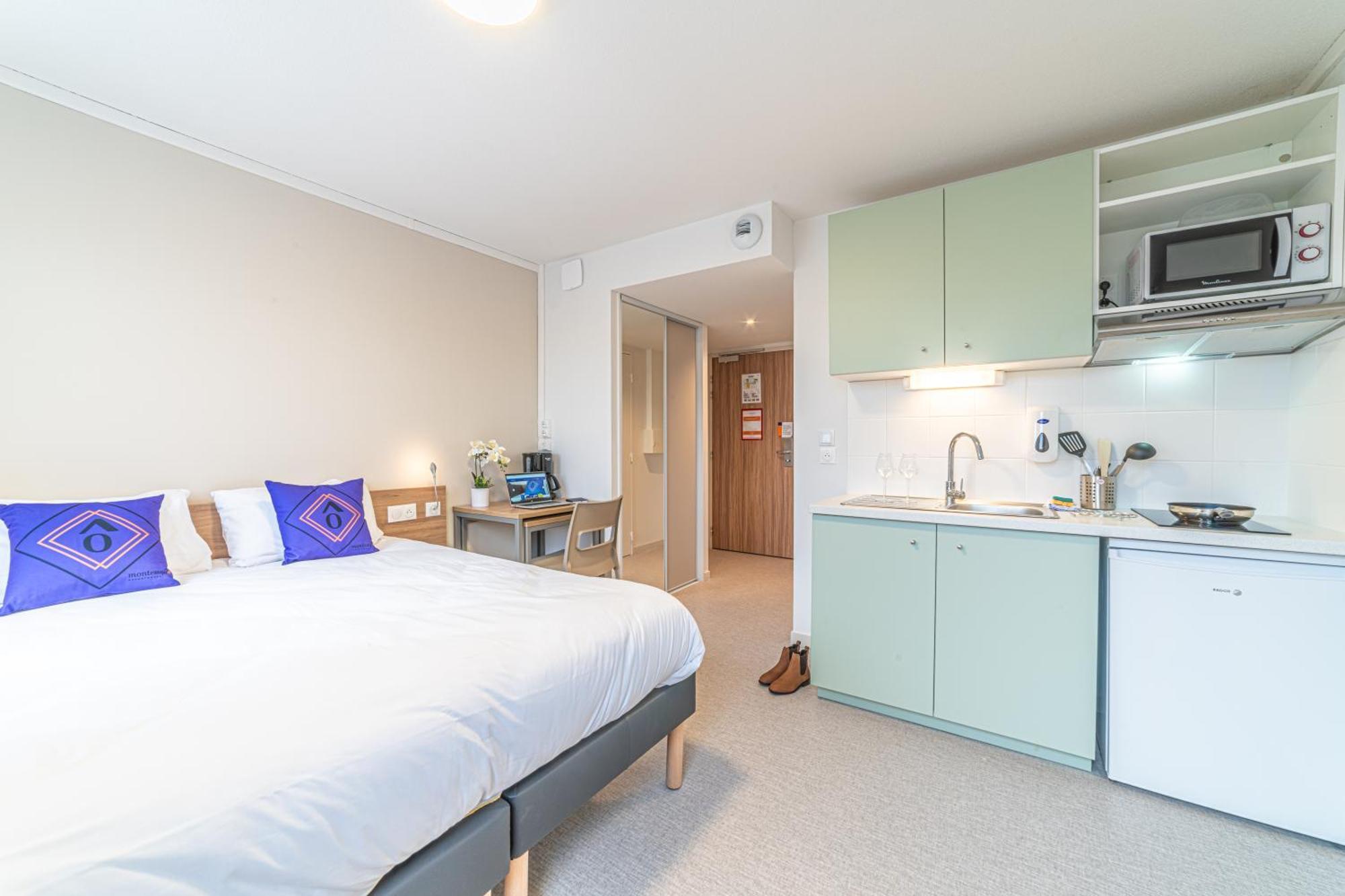 Montempô apparthotel Lyon Vénissieux Esterno foto