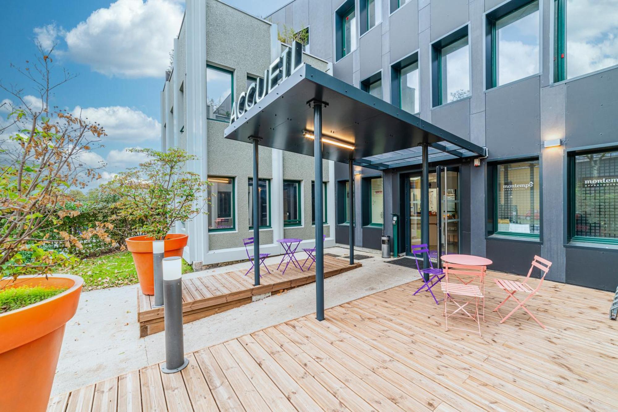 Montempô apparthotel Lyon Vénissieux Esterno foto